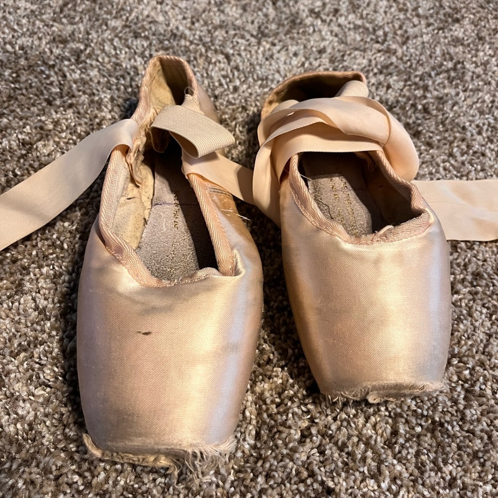 BLOCH POINTE SHOES